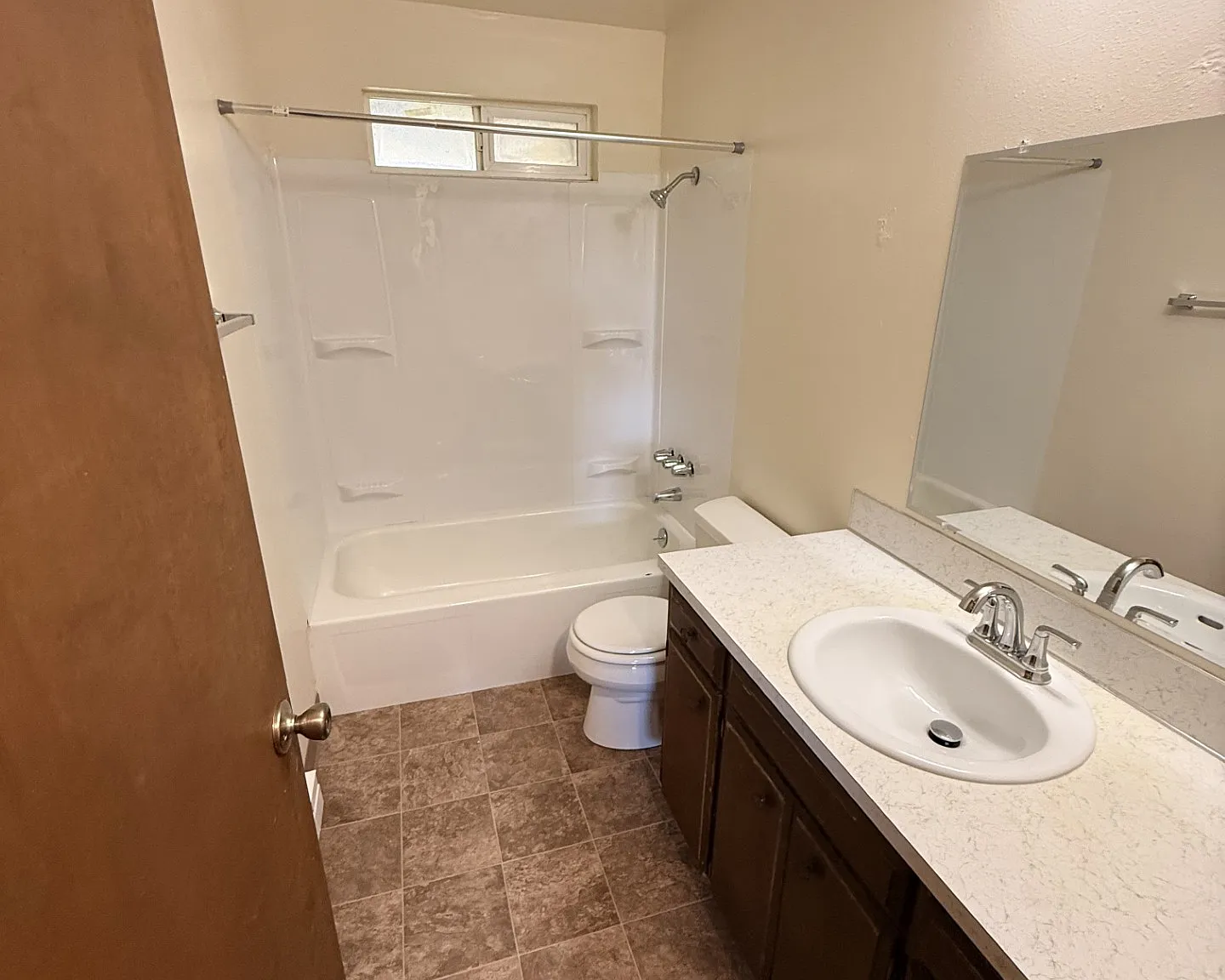 P129B 905 Webb - 90508 — Photo 4