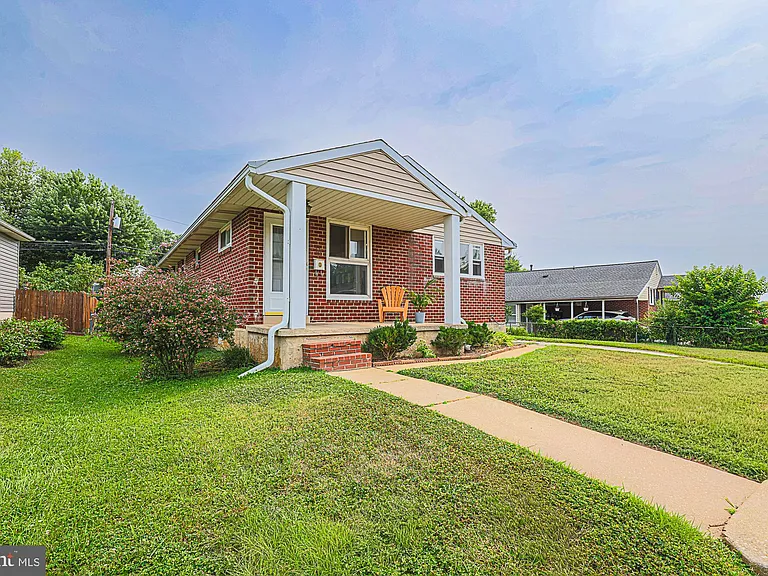 16 Hathaway Rd — Photo 22