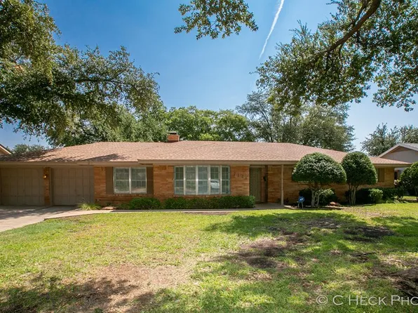 2106 Whitney Dr, Midland, TX 79705