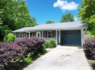 724 Sequoya Ln, Etowah, TN 37331