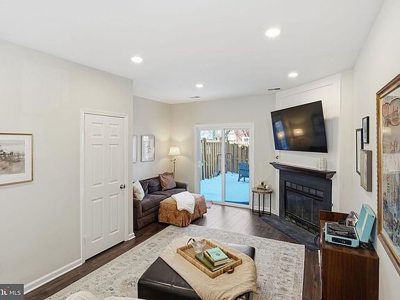 4th image of 2114 Whisperwood Glen Ln