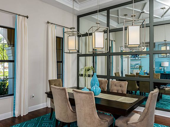 Dining Room Key Largo at Waterleaf