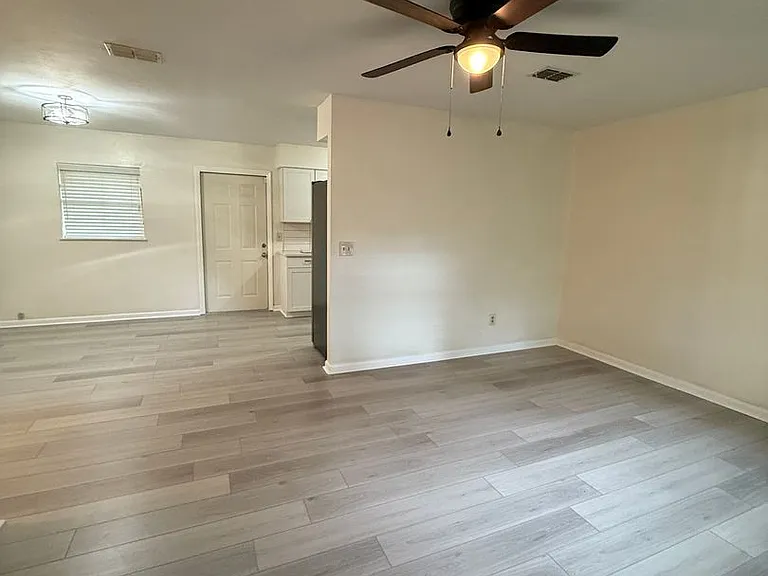 15615 NW 138th Dr — Photo 5