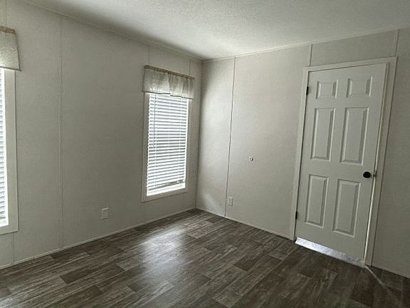 3rd image of 8750 Symmes Rd #112