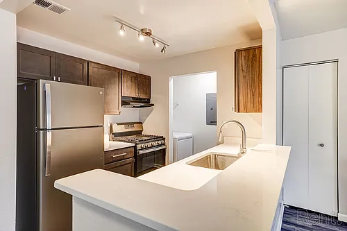 Fountain Park Apartments Photo 1