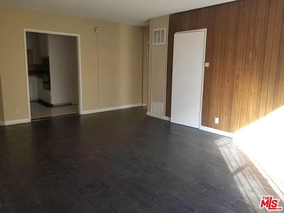 2 bed, 1.5 bath, $2,450 — Photo 4