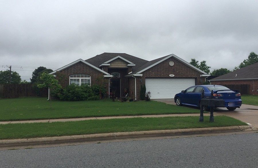 1st image of 1327 N Shetland Dr