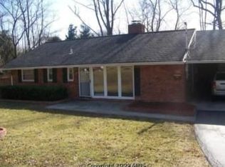 7401 Hastings St, Springfield, VA 22150