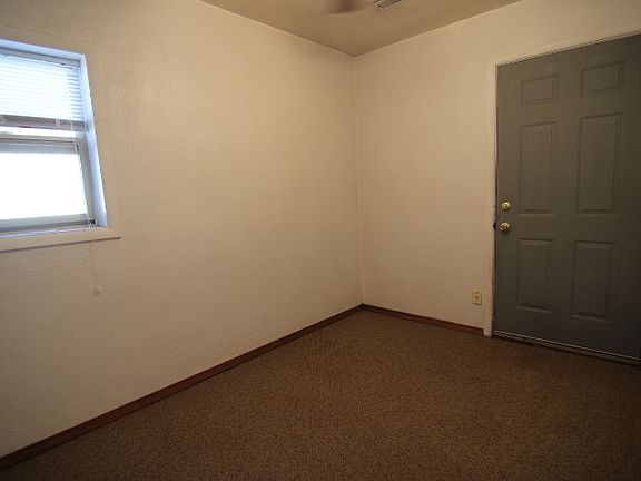4th image of 928 10th St