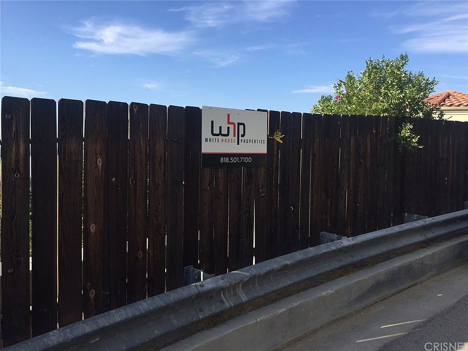 1st image of 14889 Round Valley Dr