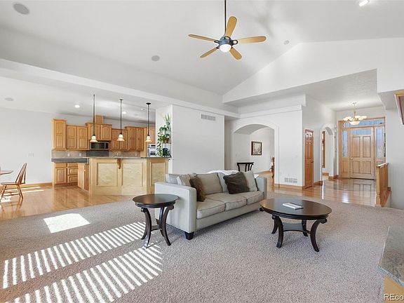 5th image of 13946 W 76th Place