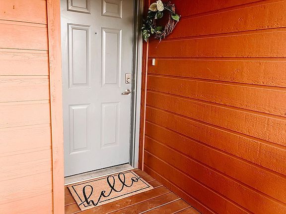 2nd image of 161 Avondale Dr APT 10