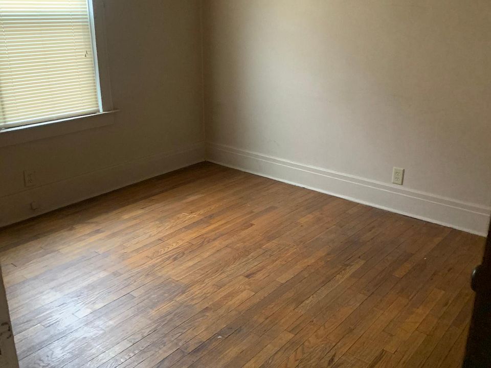 406 Nichols Ave Syracuse NY Zillow