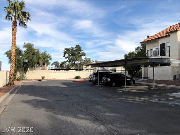 2nd image of 3923 Gogo Way Unit 107