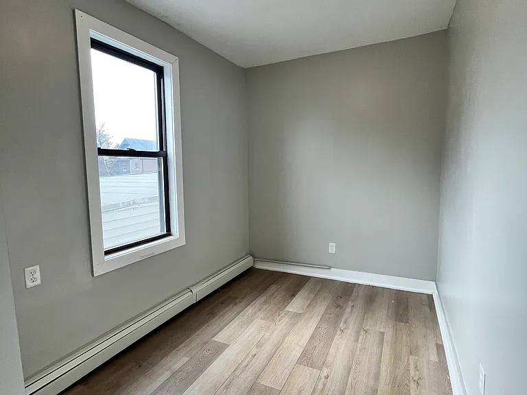 122 Randolph Ave #3L — Photo 8