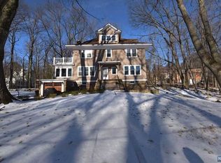 5 Pollard Rd, Mountain Lakes, NJ 07046