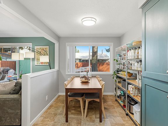 3rd image of 4847 San Miguel Ct NE