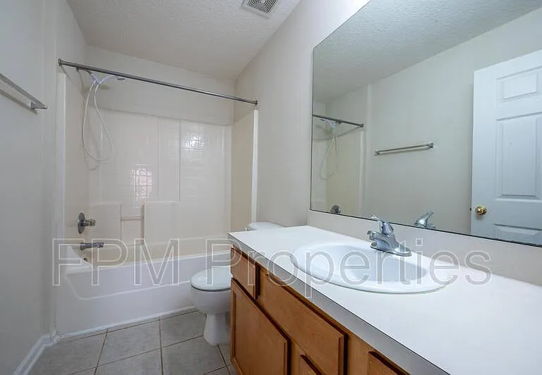 9505 Armelle Way #14 — Photo 27