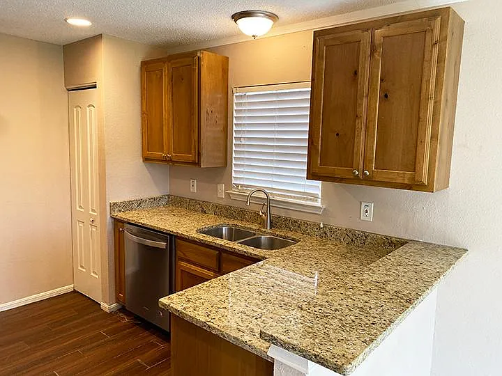 8023 Comanche Pass — Photo 5