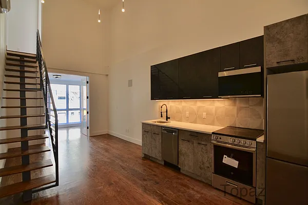 Rented by Rental Solutions Inc | media 9