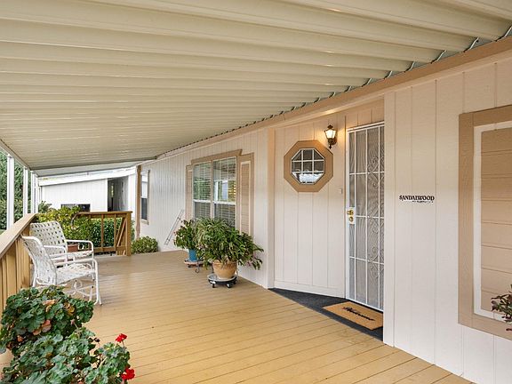 4th image of 238 Clover Way