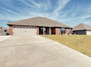 5458 Lee Farm Blvd, Crestview, FL 32536