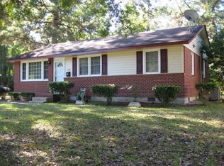 120 Cole Dr, Jacksonville, NC 28540