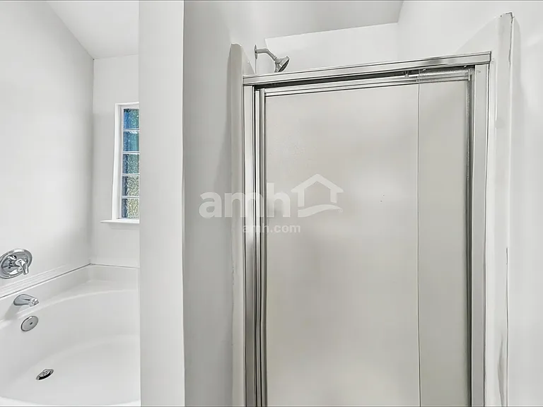 4134 Robinwood Dr — Photo 15