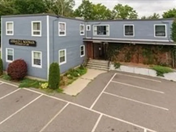 555 Pleasant St #1, Brockton, MA 02301