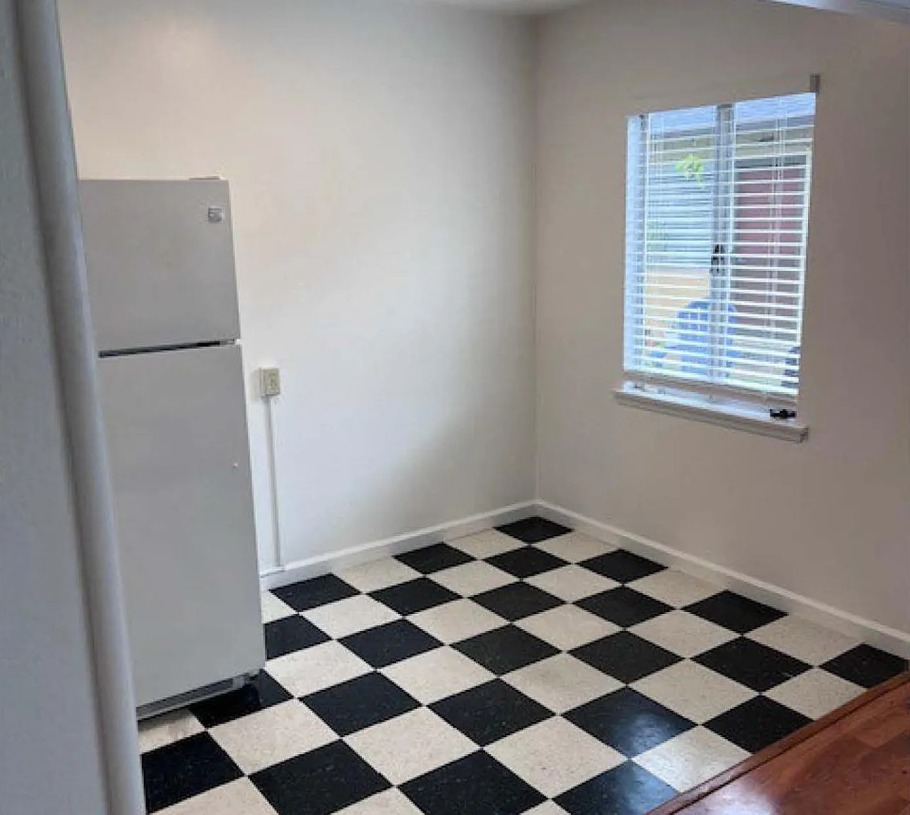 1 bed, 500 sqft, $2,000 — Photo 3