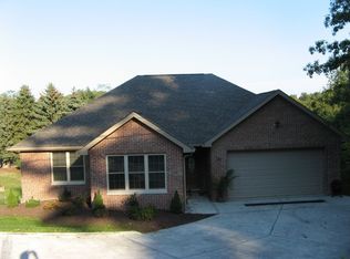 151 Wray Large Rd, Clairton, PA 15025