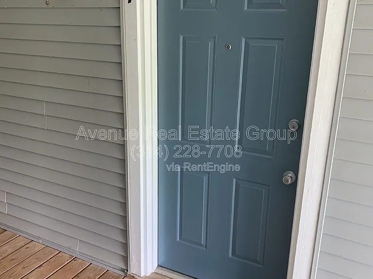 1231 Creve Coeur Crossing Ln #I — Photo 2
