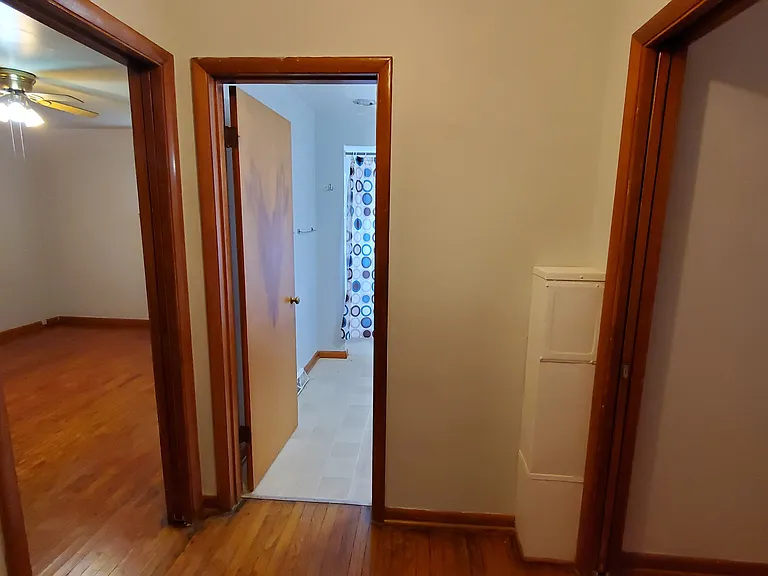 Hallway - Between the 2 Bedrooms and the Bathroom