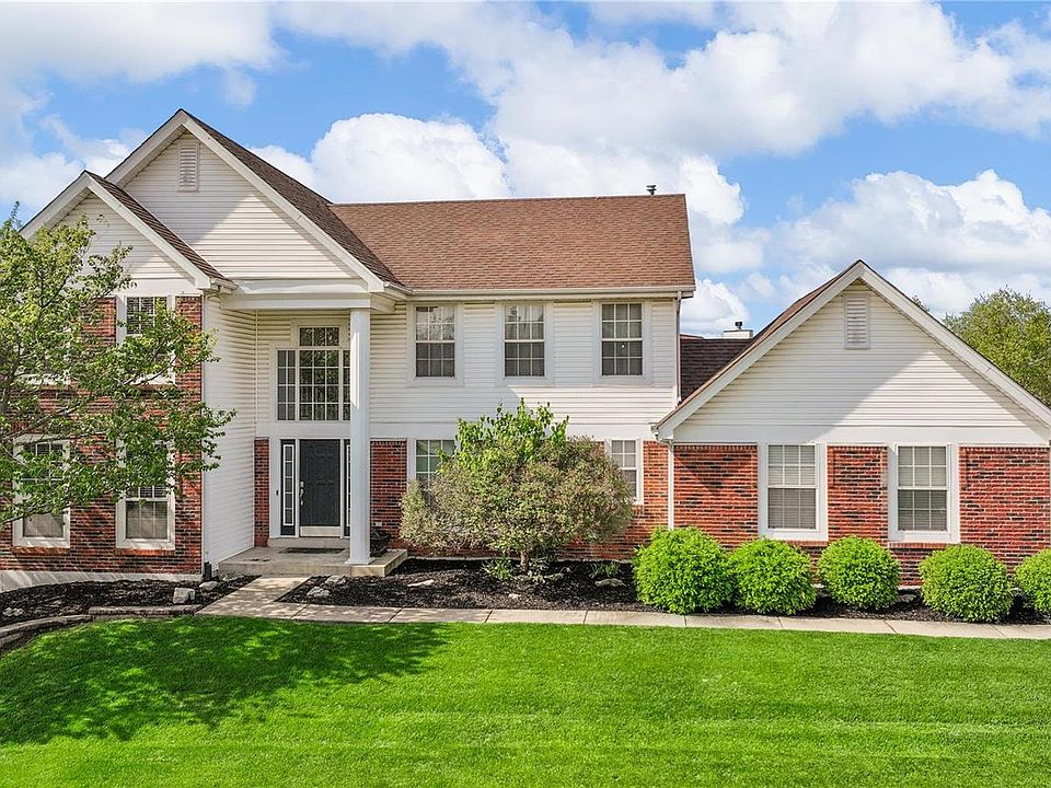 1038 Green Briar Hills Dr, O'fallon, MO 63366 | Zillow