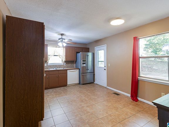 5th image of 5009 Ewell Ln
