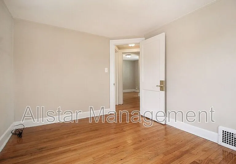 14210 Athens Ave — Photo 9