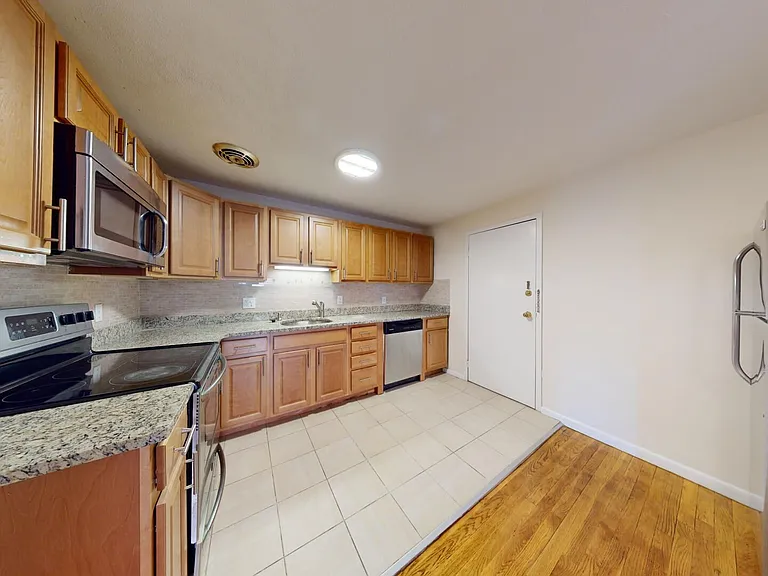 Babcock-Parkman Apartments — Photo 17