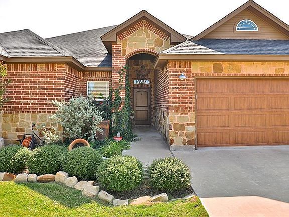4th image of 2241 Bunker Hill Dr