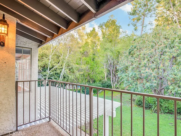 23450 Park Hermosa — Photo 45