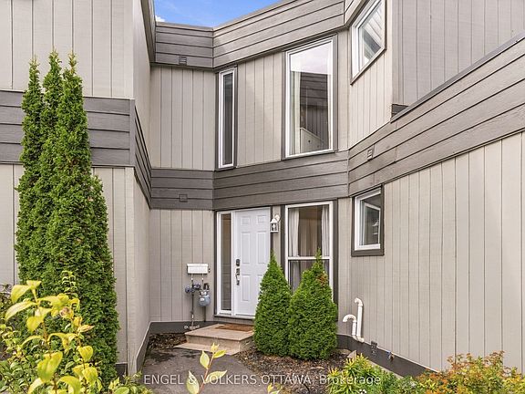 3rd image of 38 Compata Way