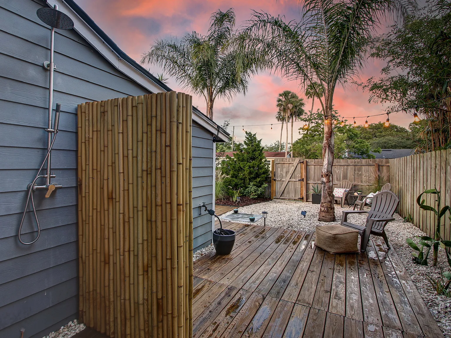 660 Aquatic Dr — Photo 2