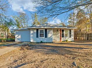 3709 S Hughes Ave, Fort Worth, TX 76119