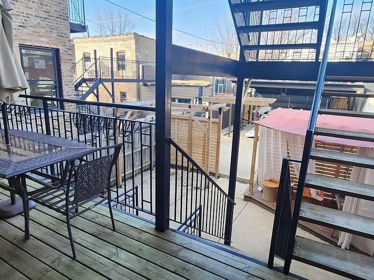 2746 W Warren Blvd #1 — Photo 21