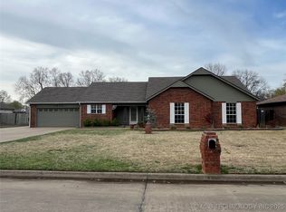 2802 Houston St, Muskogee, OK 74403