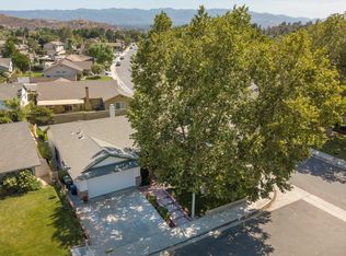 22720 Rio Bueno Ct, Santa Clarita, CA 91354