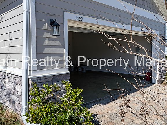 4th image of 100 Golden Fern Dr