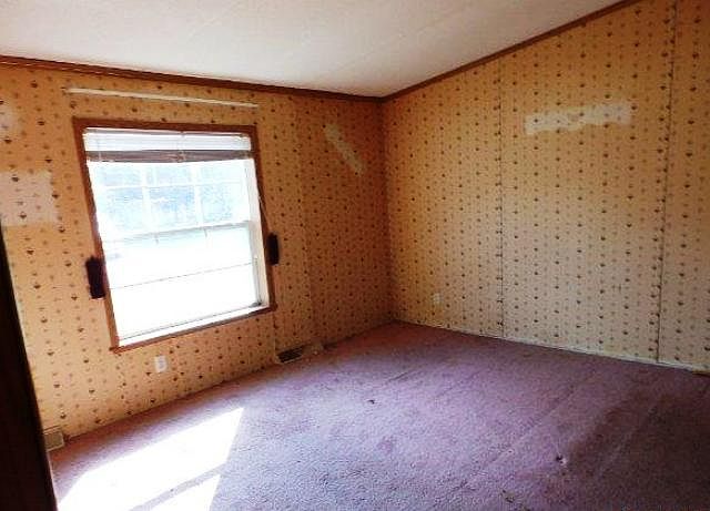 2nd image of 6503 Cabin Ridge Rd