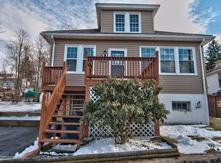 5 Union St, Jenkins Township, PA 18640