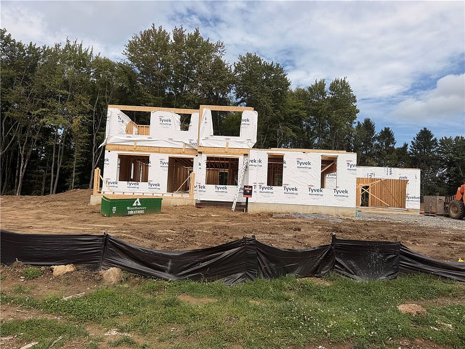 2nd image of 110 Shadow Ridge Dr