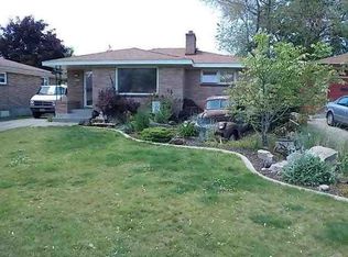 5203 N Adams St, Spokane, WA 99205